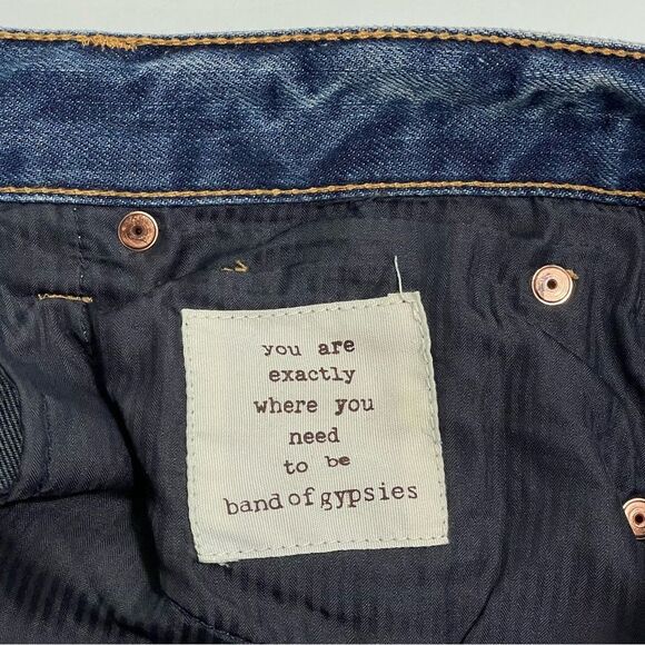 Band of Gypsies Madison Jeans Size 31 Raw Frayed Hems Ankle Button Fly Denim - Picture 6 of 10